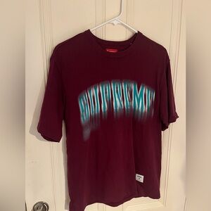 Size S SUPREME Blurred Premium Arc Short Sleeve T-shirt Burgundy